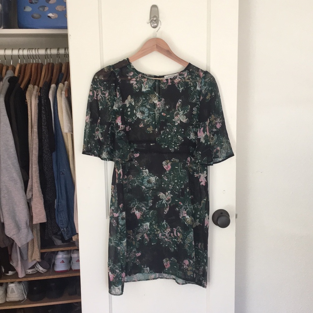 pink/green/black floral top